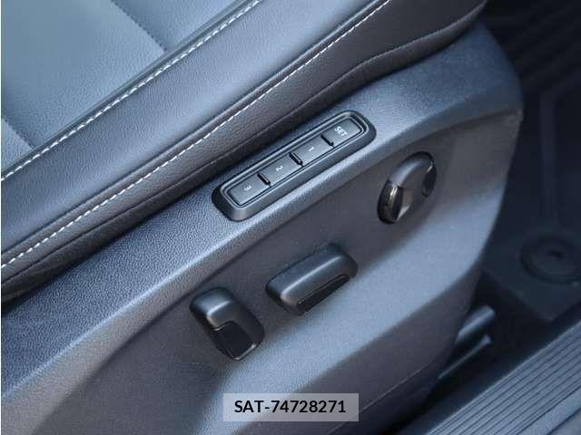 VolksWagen T-ROC 2023-04 7880530-15