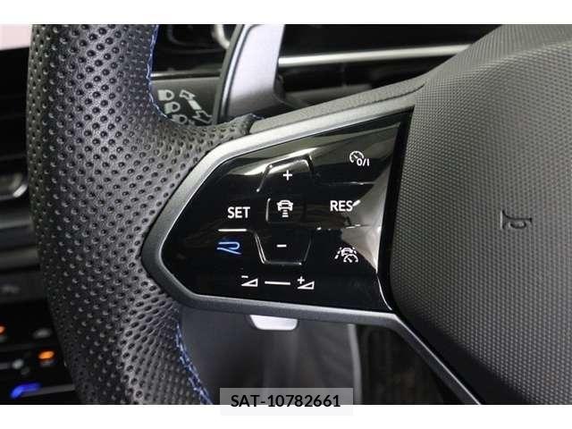 VolksWagen T-ROC 2023-04 7964417-21