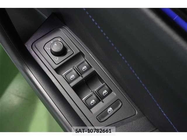VolksWagen T-ROC 2023-04 7964417-24