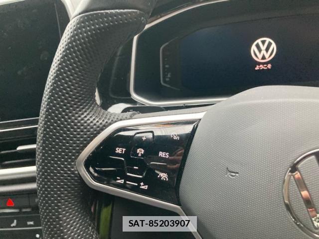 VolksWagen T-ROC 2023-03 7981593-14