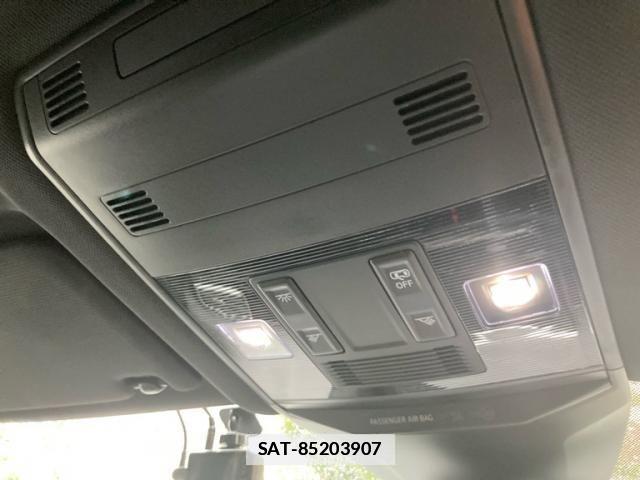 VolksWagen T-ROC 2023-03 7981593-15