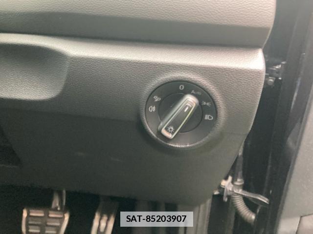 VolksWagen T-ROC 2023-03 7981593-26