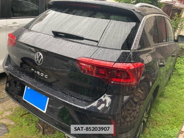 VolksWagen T-ROC 2023-03 7981593-5
