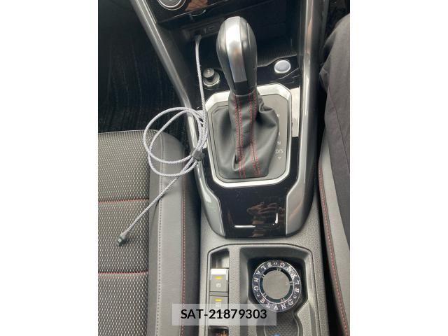 VolksWagen T-ROC 2022-03 8039223-19