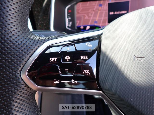 VolksWagen T-ROC 2023-10 8039220-12