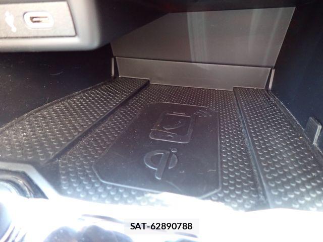 VolksWagen T-ROC 2023-10 8039220-23