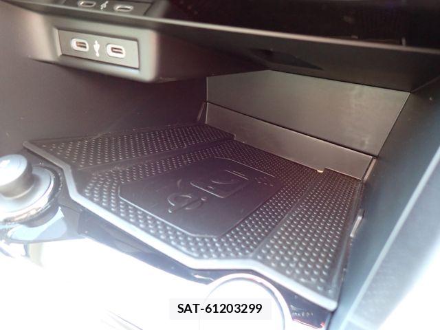 VolksWagen T-ROC 2023-08 8039219-23