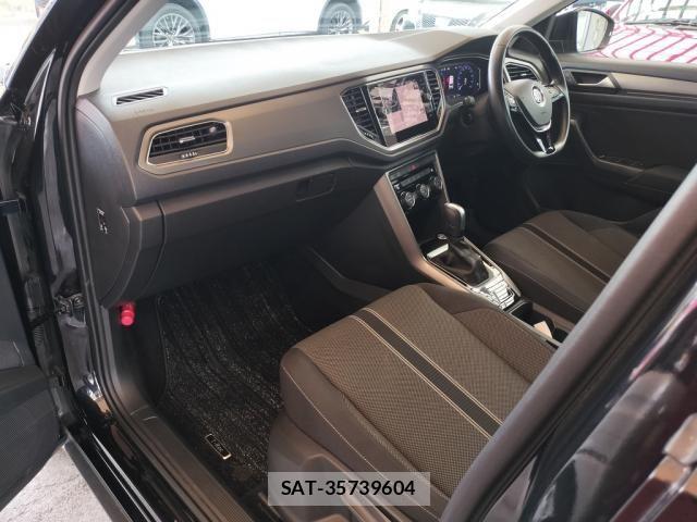 VolksWagen T-ROC 2020-11 8039222-19