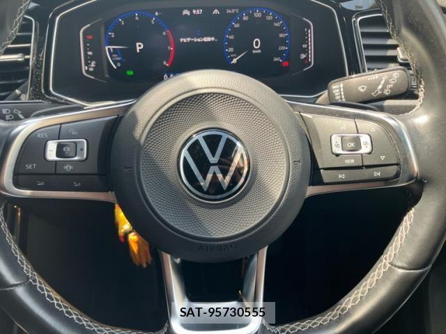 VolksWagen T-ROC 2022-01 8102750-13