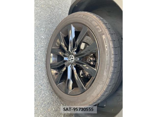 VolksWagen T-ROC 2022-01 8102750-4