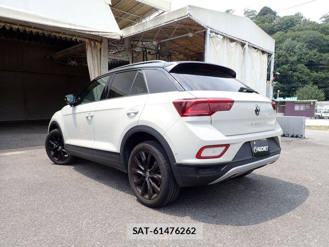 VolksWagen T-ROC 2024-04 8102749-2