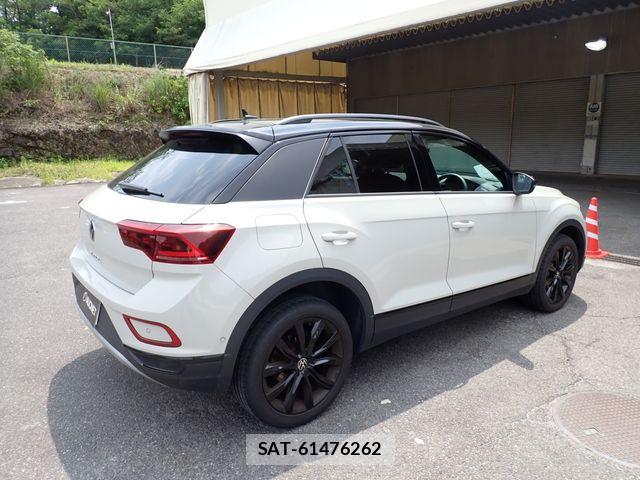 VolksWagen T-ROC 2024-04 8102749-6