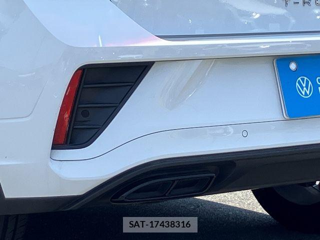 VolksWagen T-ROC 2023-11 8133032-11