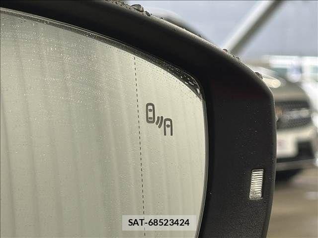VolksWagen T-ROC 2021-02 8147013-10