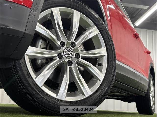 VolksWagen T-ROC 2021-02 8147013-18