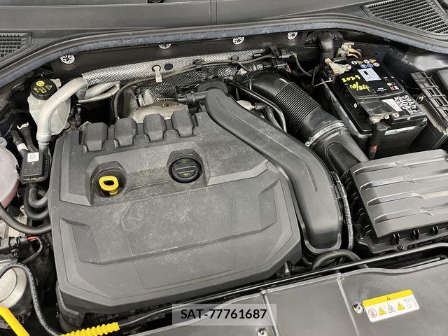 VolksWagen T-ROC 2021-11 8211042-11