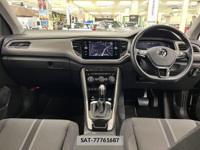 VolksWagen T-ROC 2021-11 8211042-1