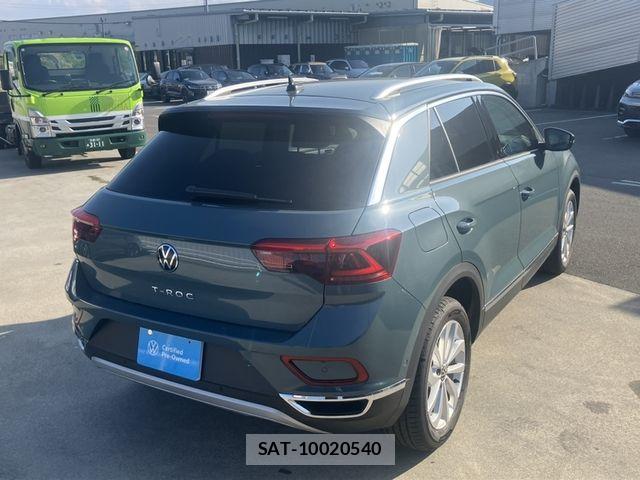 VolksWagen T-ROC 2025-03 8211040-2