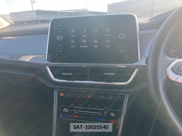 VolksWagen T-ROC 2025-03 8211040-7