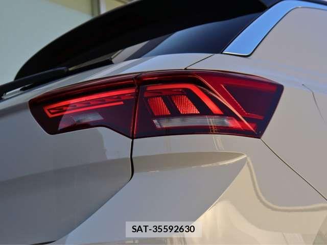VolksWagen T-ROC 2026-03 8211037-13