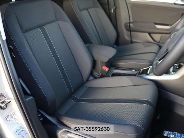 VolksWagen T-ROC 2026-03 8211037-14