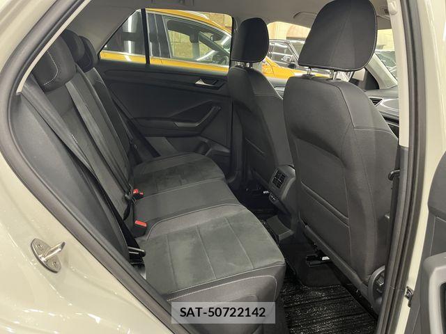 VolksWagen T-ROC 2022-10 8211041-4