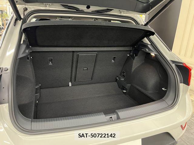 VolksWagen T-ROC 2022-10 8211041-5