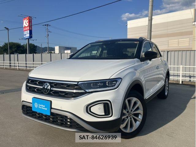 VolksWagen T-ROC 2025-10 8211038-0