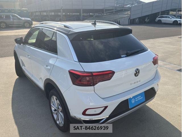 VolksWagen T-ROC 2025-10 8211038-14