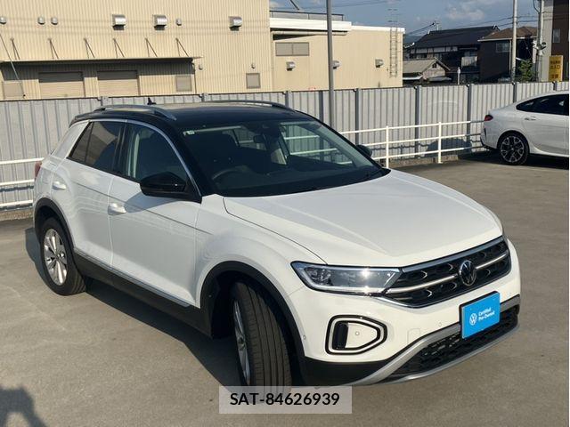 VolksWagen T-ROC 2025-10 8211038-4