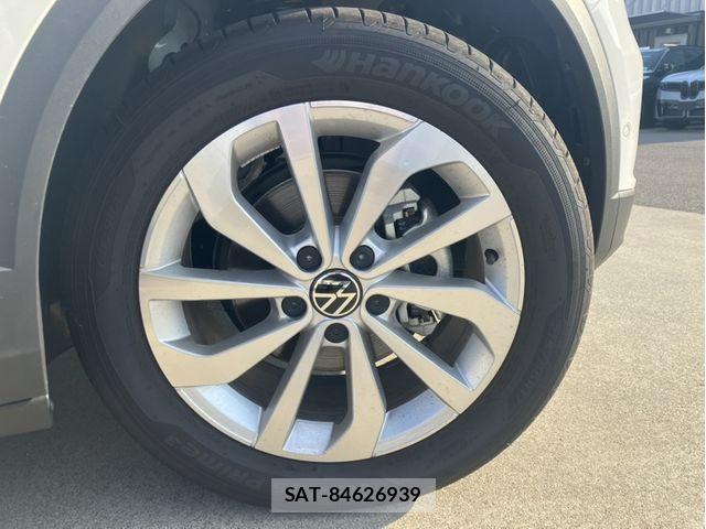 VolksWagen T-ROC 2025-10 8211038-5