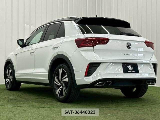 VolksWagen T-ROC 2023-07 8247176-16