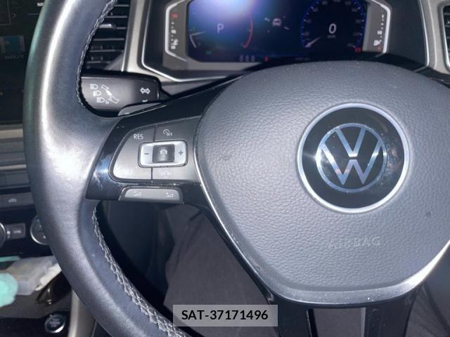VolksWagen T-ROC 2022-03 8247178-14