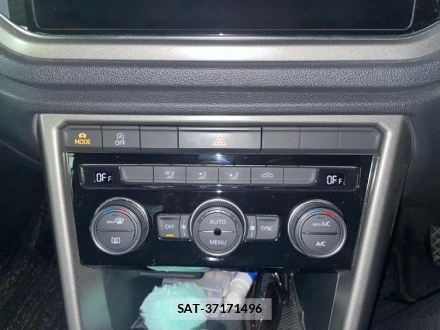 VolksWagen T-ROC 2022-03 8247178-19
