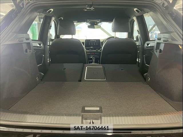 VolksWagen T-ROC 2023-09 8247177-17