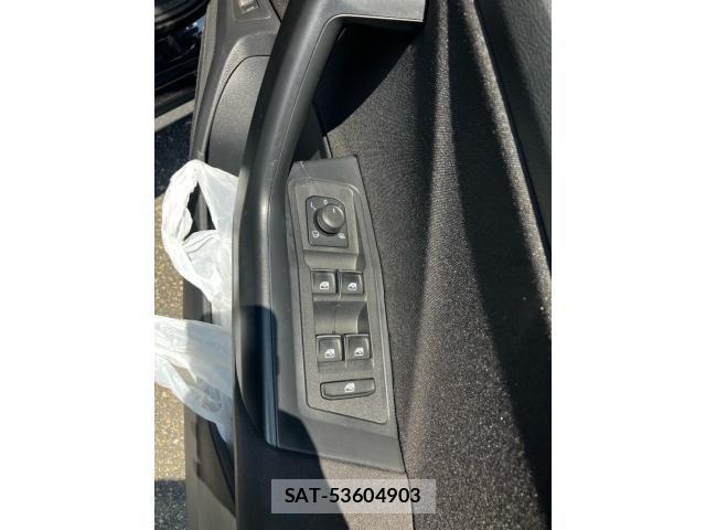 VolksWagen T-ROC 2021-09 8318139-11