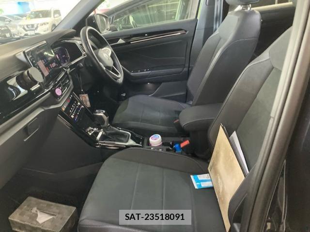 VolksWagen T-ROC 2025-06 8318137-10