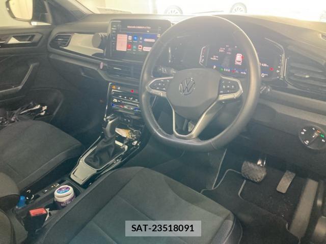 VolksWagen T-ROC 2025-06 8318137-16