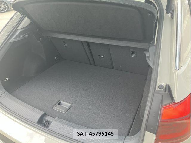VolksWagen T-ROC 2025-06 8318130-12