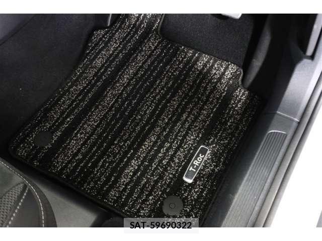 VolksWagen T-ROC 2024-08 8338530-24