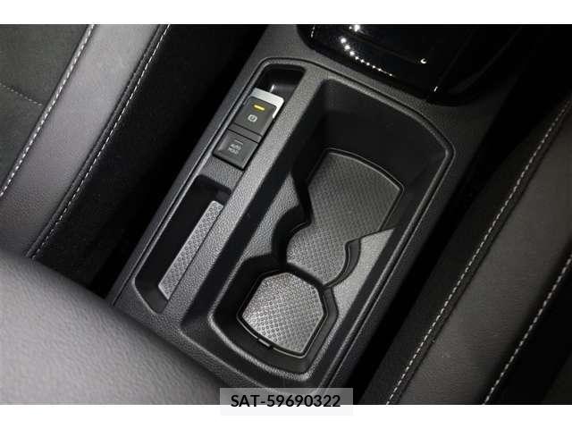 VolksWagen T-ROC 2024-08 8338530-26