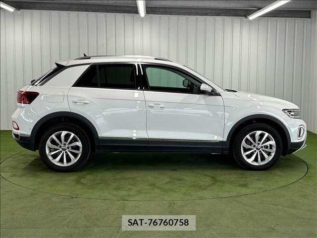 VolksWagen T-ROC 2023-07 8338529-14