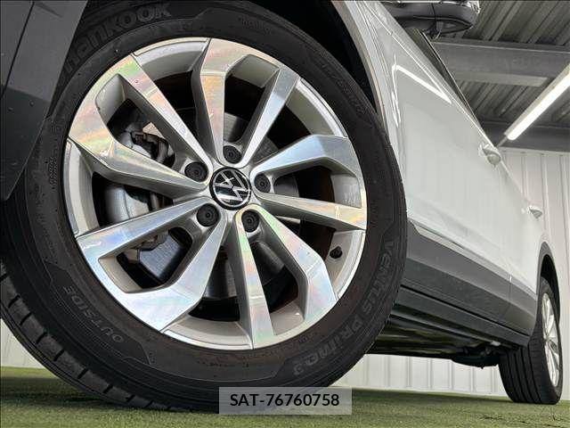 VolksWagen T-ROC 2023-07 8338529-18