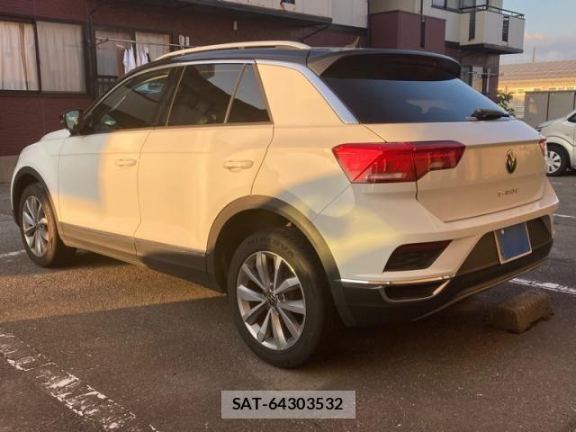 VolksWagen T-ROC 2021-04 8337941-2