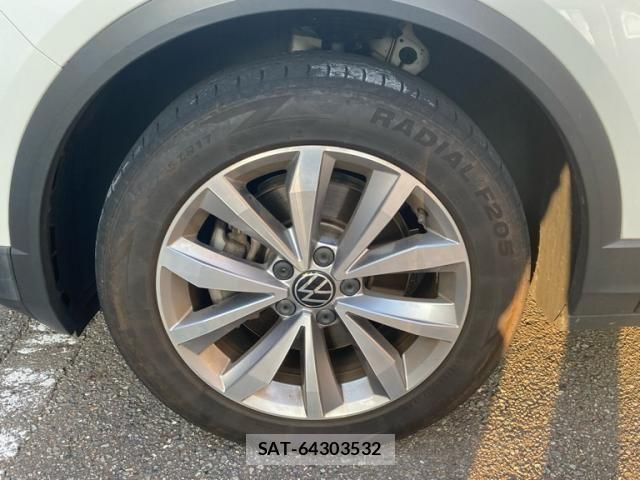 VolksWagen T-ROC 2021-04 8337941-4
