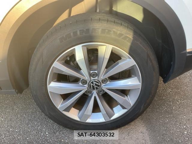 VolksWagen T-ROC 2021-04 8337941-5