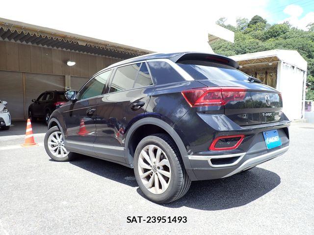 VolksWagen T-ROC 2023-09 8355900-2