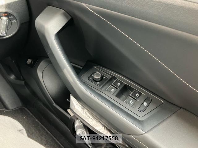VolksWagen T-ROC 2023-05 8439122-17