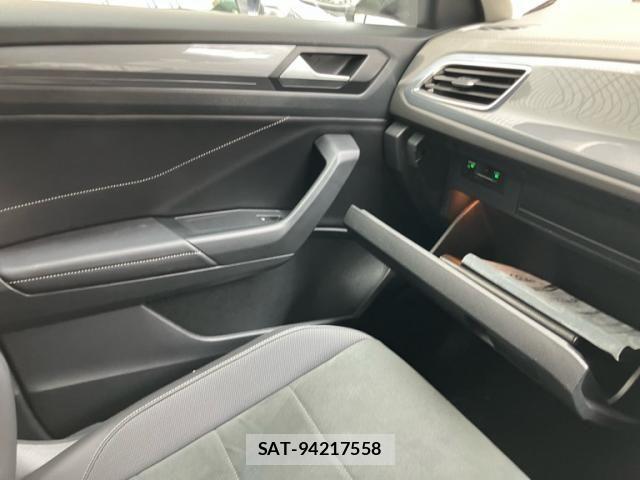 VolksWagen T-ROC 2023-05 8439122-21