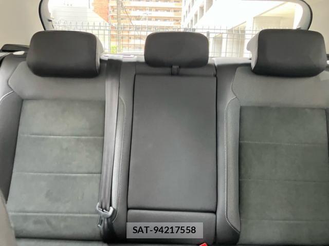 VolksWagen T-ROC 2023-05 8439122-22